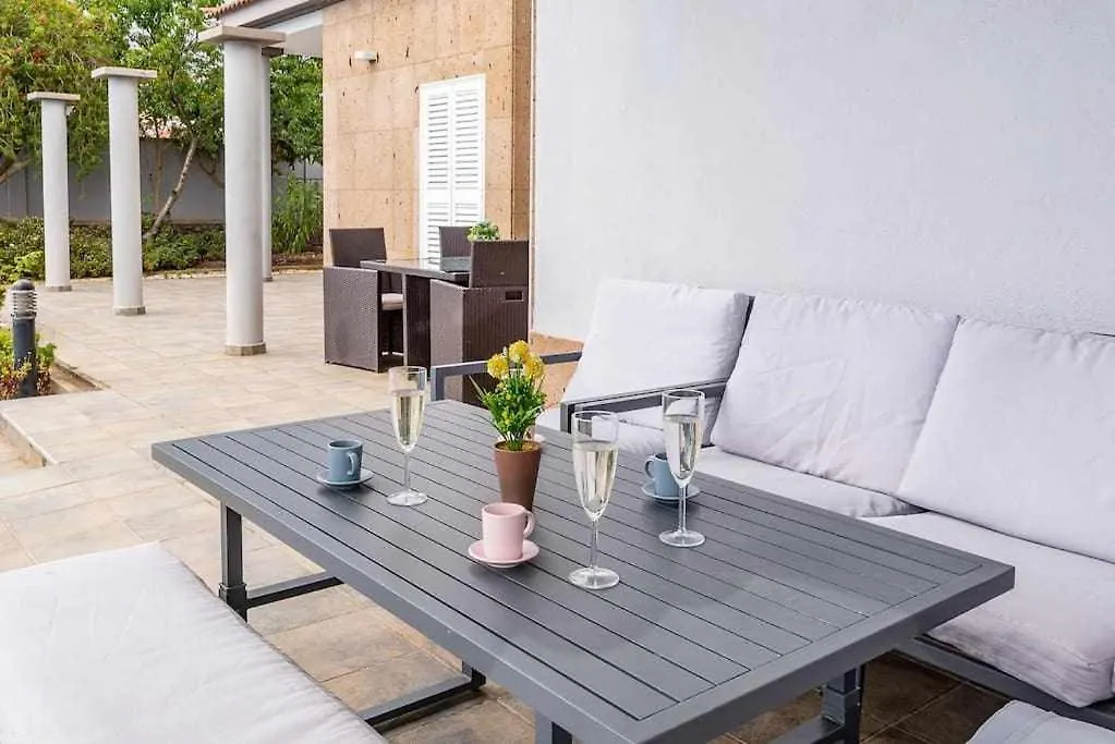 Luxury Villa Tegueste 0*,
